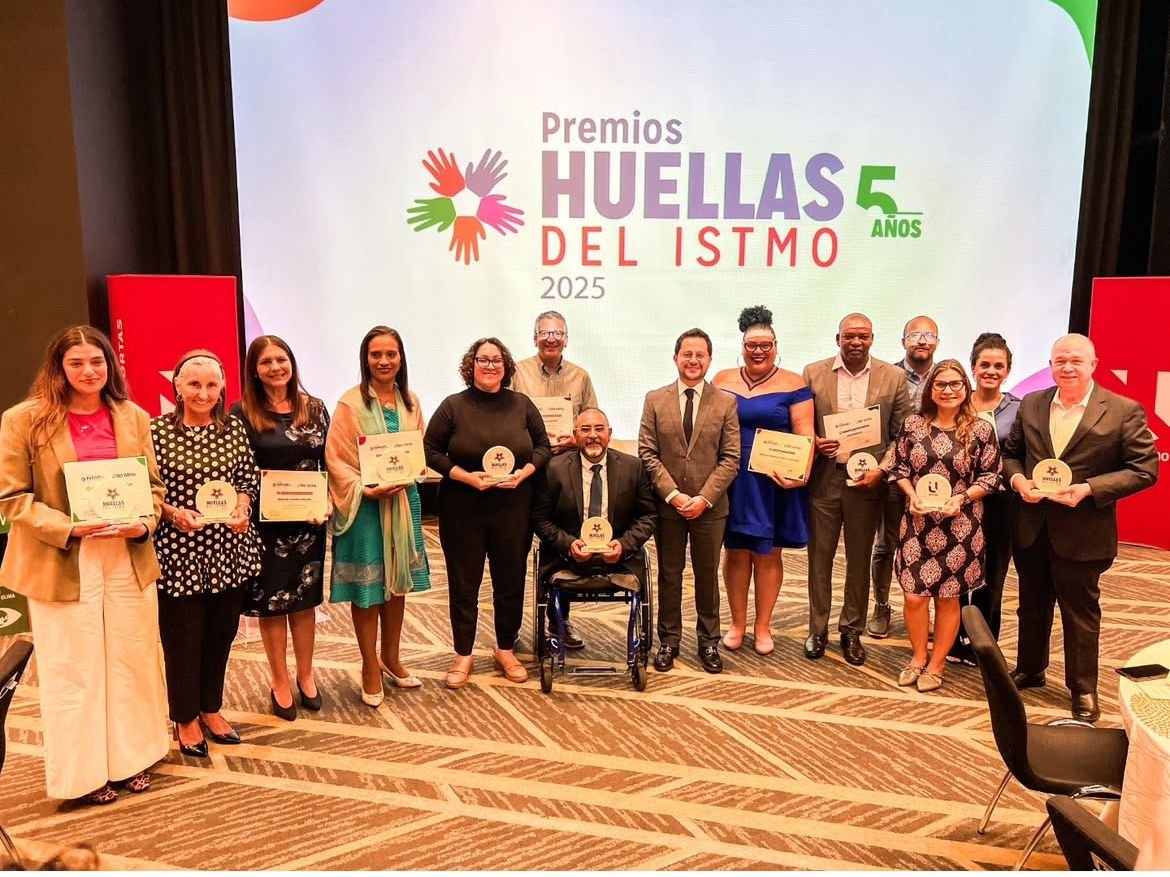Banco de Alimentos Panamá recibe reconocimiento en los Premios Huellas del Istmo